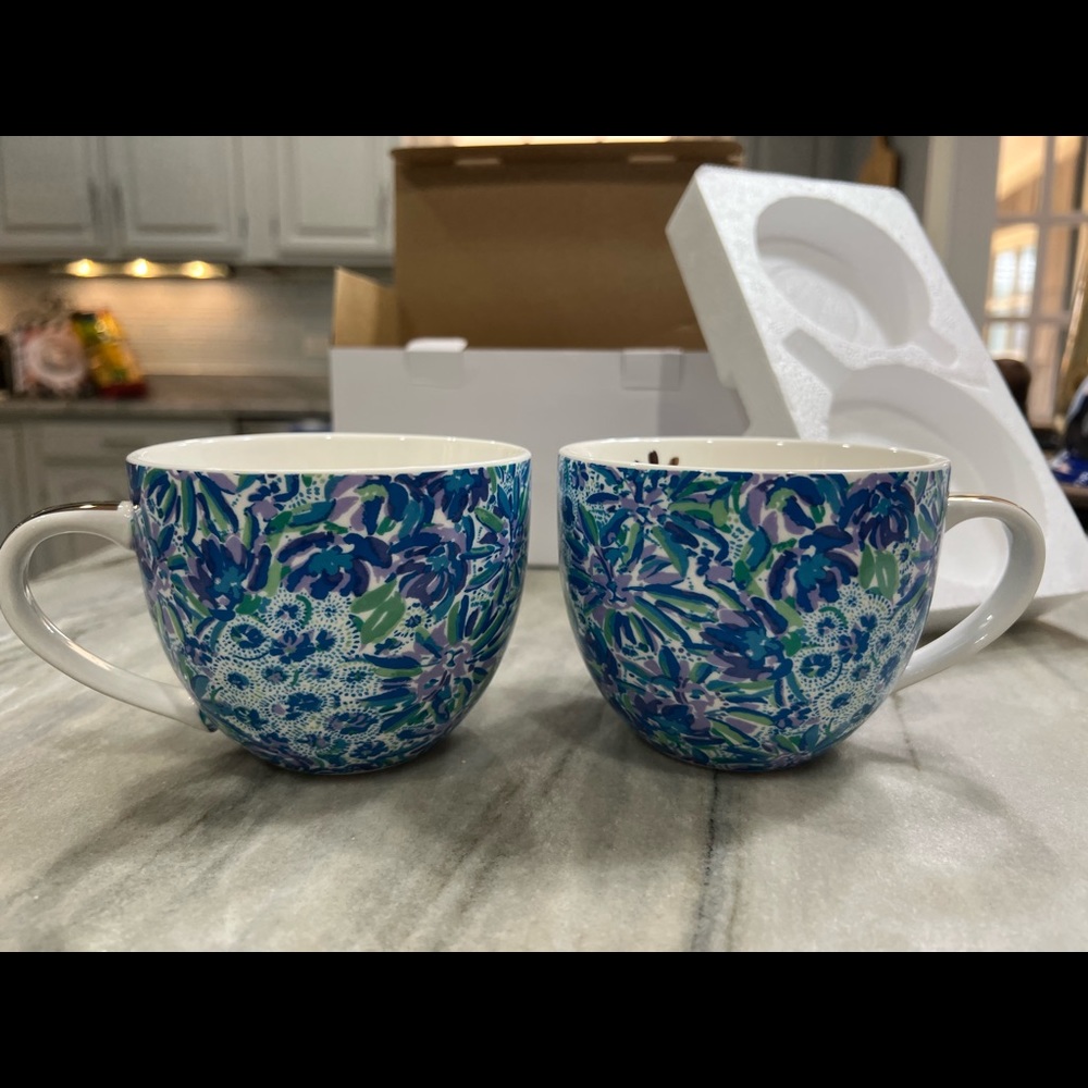 Lilly Pulitzer Blue Coffee Tea Mug Set of 2 New in Box High Maintenance Pattern